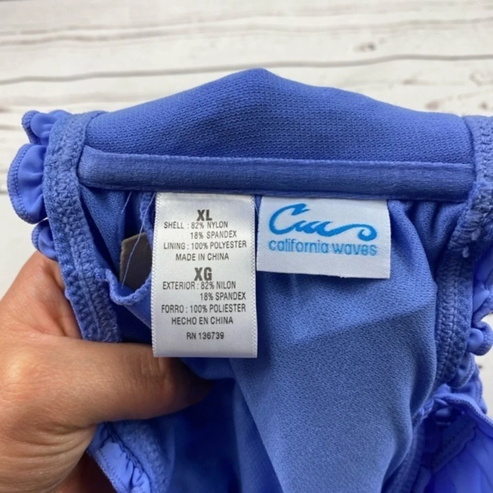 California Waves juniors size